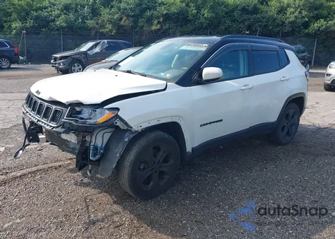 2019 Jeep Compass Latitude from USA, damaged, VIN 3C4NJDBB2KT776516